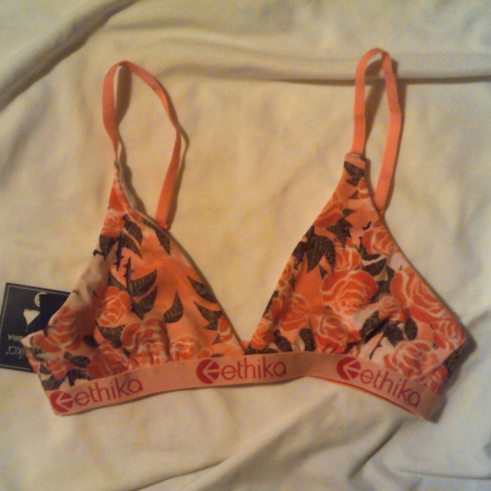 NWT Ethika Triangle Bra